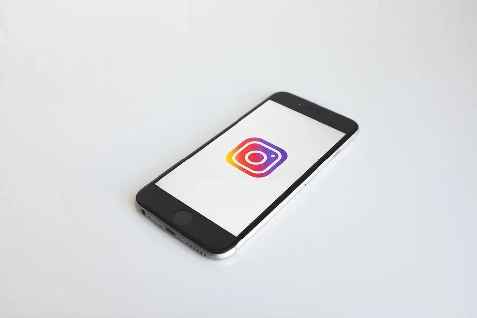 How to Hide Tagged Photos on Instagram