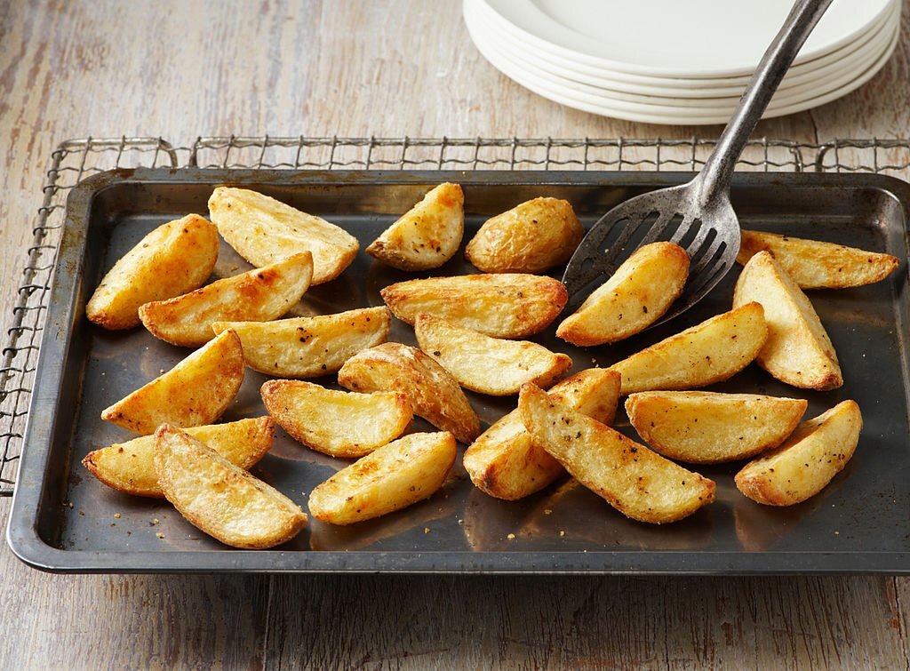 how to cut potato wedges