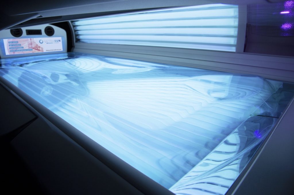SunFire 24 Deluxe Home Tanning Bed
