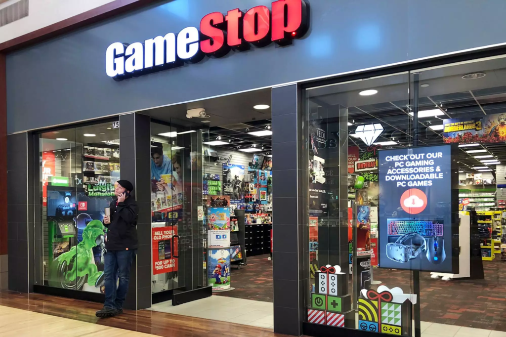 is game stop closing