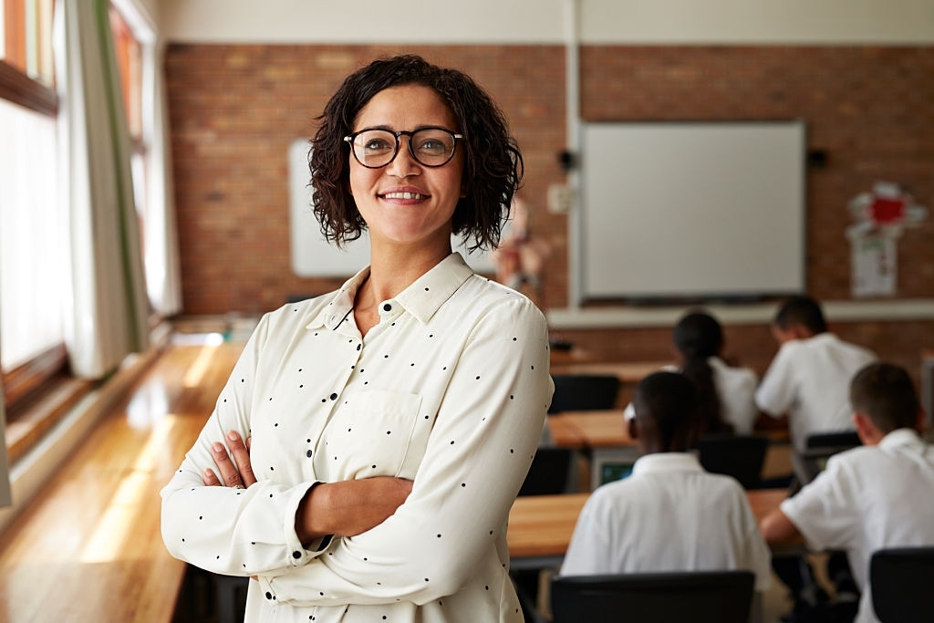 100 Best Teachers Day Messages, Wishes, and Quotes
