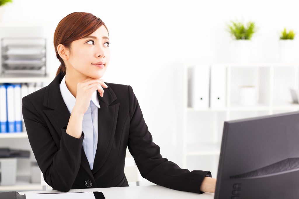 256 recruitment limit. Женщина банкир. Девушка аналитик. Tek jobs.