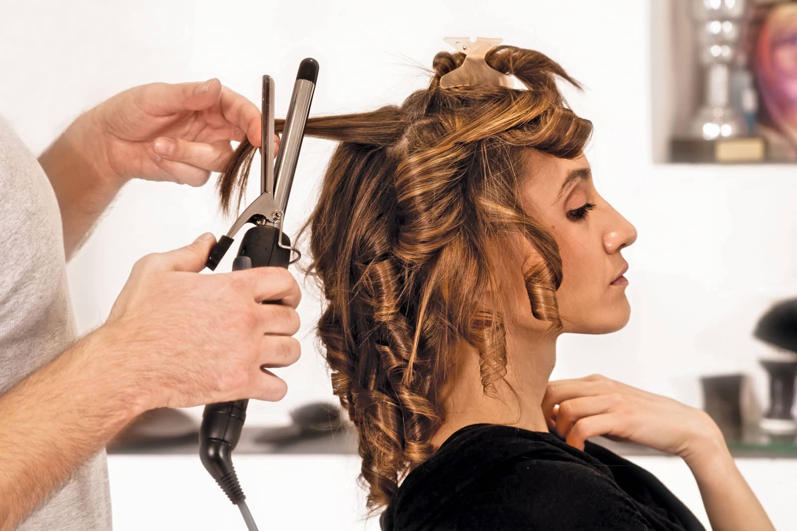 The Hairdresser-Trades Skills for Women
