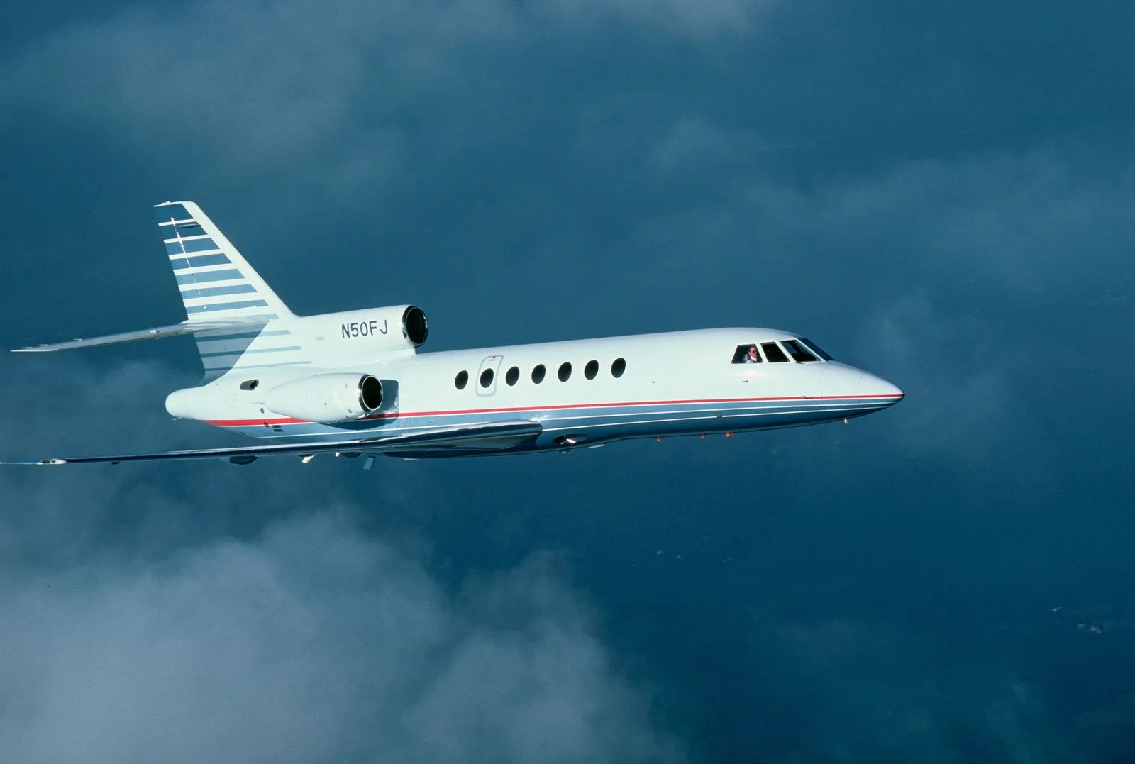 17. Dassault Falcon 50
