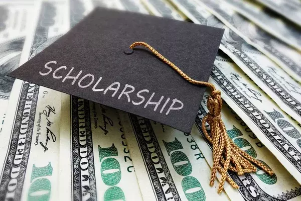 How Much Do Most Scholarships Pay?
