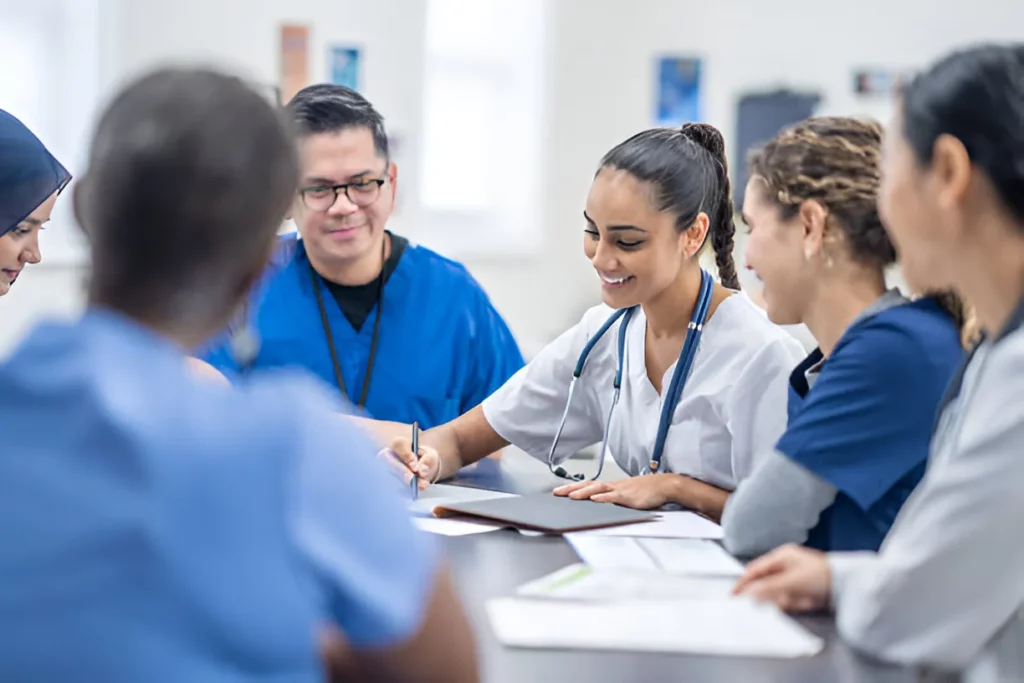 Best Nursing Scholarships to Study in the UK, Asia and Australia 